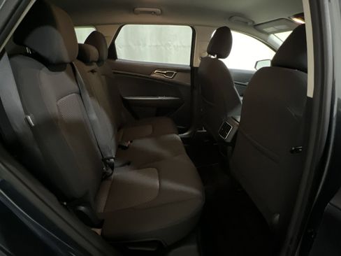 Used 2024 Kia Sportage LX FWD image 33