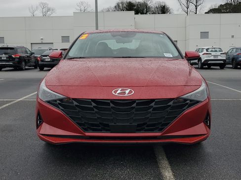 Used 2022 Hyundai Elantra SEL w/ Convenience Package image 2