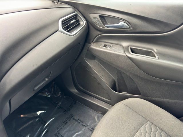 Used 2020 Chevrolet Equinox LT w/ Driver Convenience Package AWD/4WD image 25