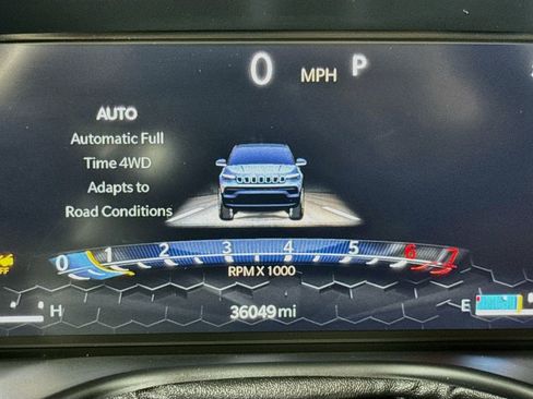 Used 2022 Jeep Compass Trailhawk w/ Trailhawk Elite Group AWD/4WD image 25
