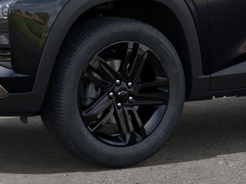 New 2026 Chevrolet Trax ACTIV w/ Sunroof Package FWD image 9