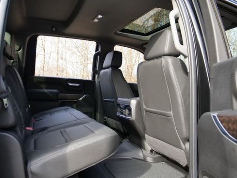 Used 2023 GMC Sierra 2500 Denali w/ Denali Black Diamond Edition image 45