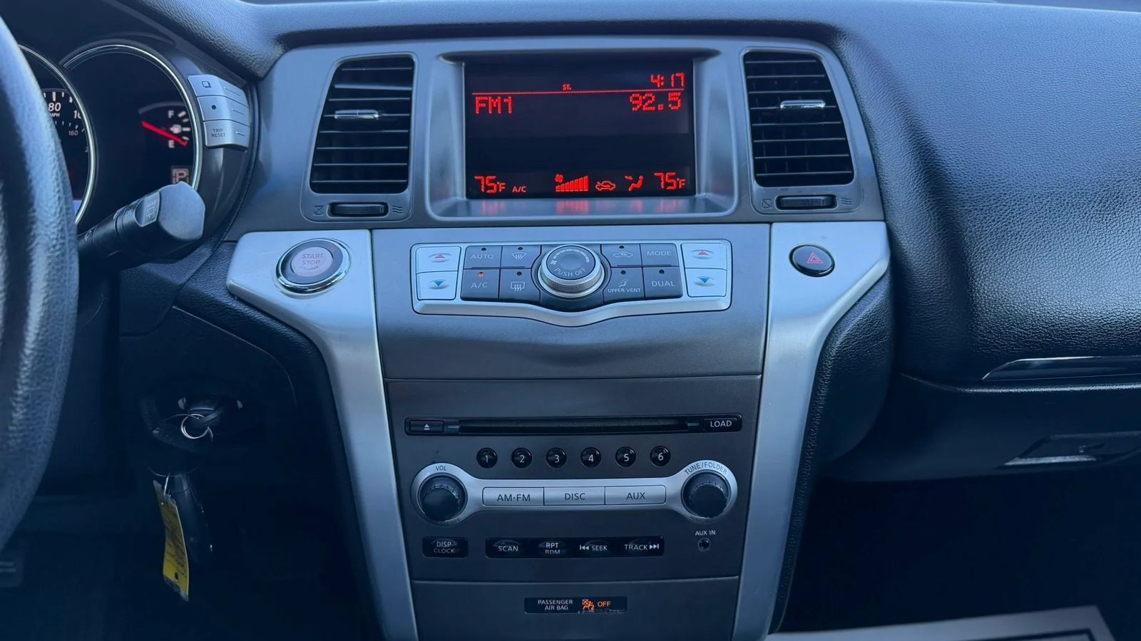 Used 2013 Nissan Murano S FWD image 17