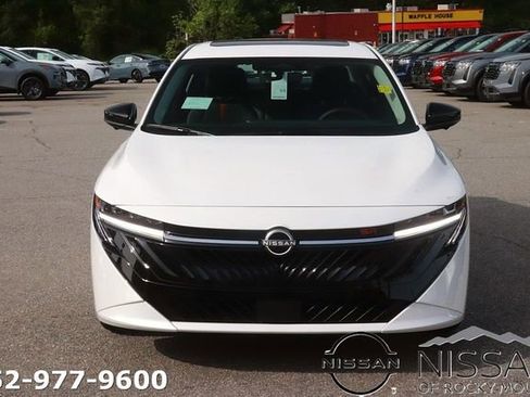 New 2026 Nissan Sentra SR FWD image 2