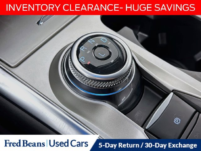 Used 2023 Ford Explorer XLT w/ Equipment Group 202A AWD/4WD image 23