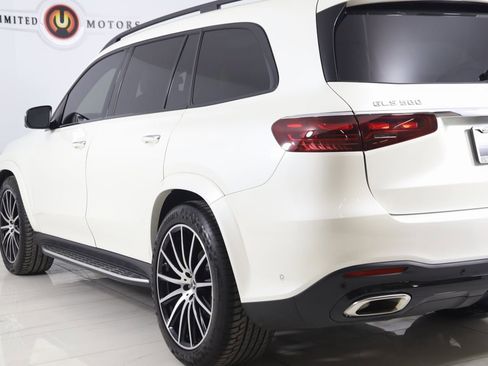 Used 2024 Mercedes-Benz GLS 580 4MATIC image 31