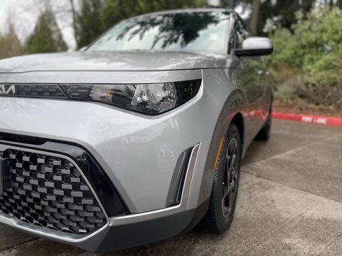 Certified 2023 Kia Soul EX image 11