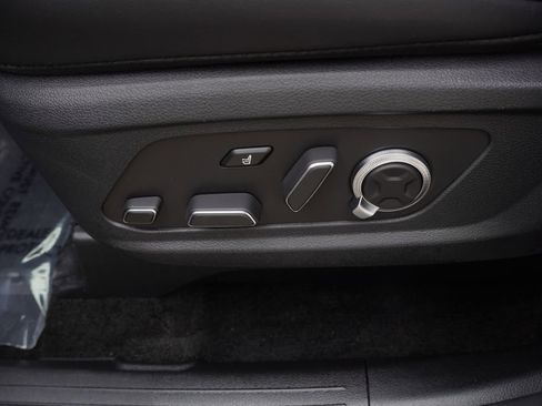 Used 2024 Hyundai Palisade Calligraphy image 26