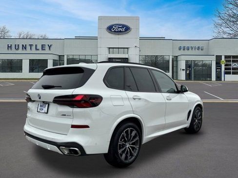 Used 2025 BMW X5 xDrive40i w/ M Sport Package AWD/4WD image 4