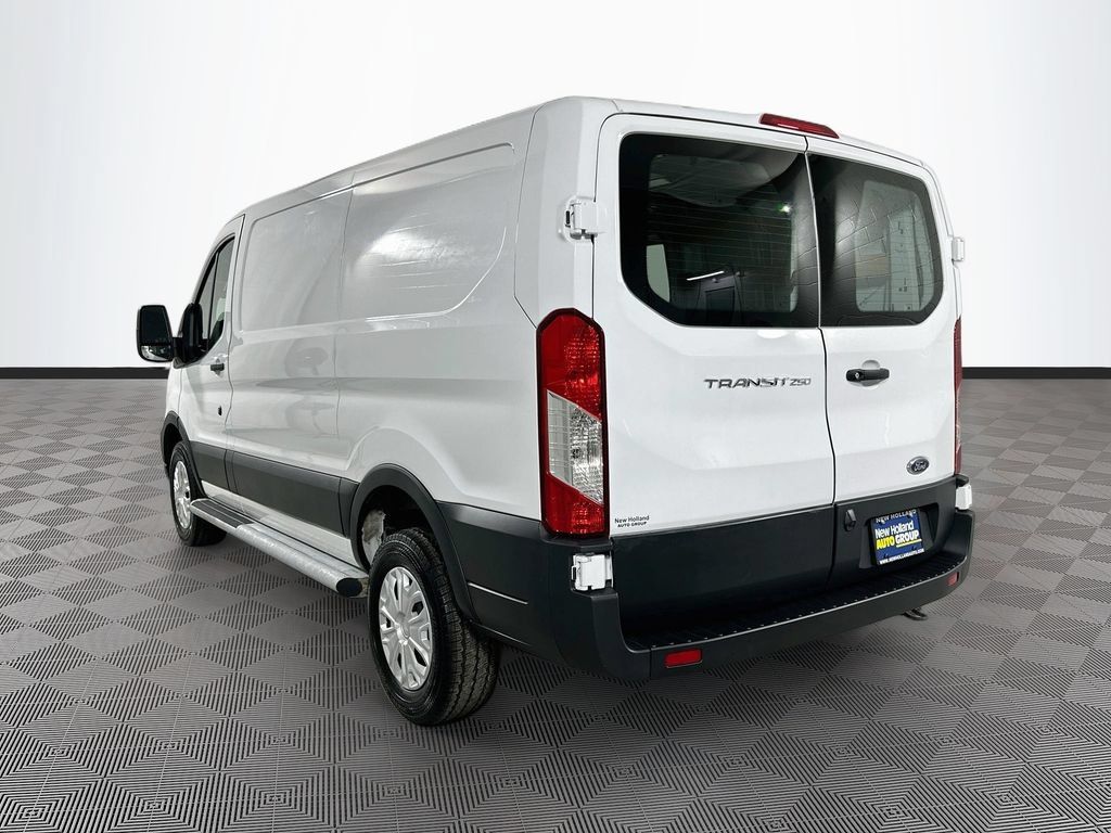 Used 2025 Ford Transit 250 Low Roof w/ Exterior Upgrade Package RWD image 5