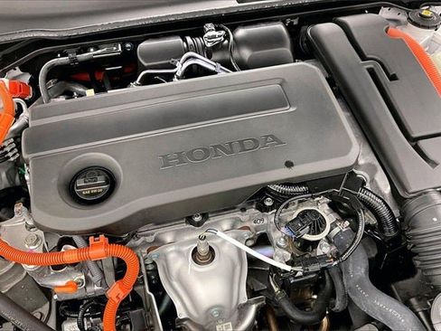 Certified 2025 Honda Civic Sport Touring image 30