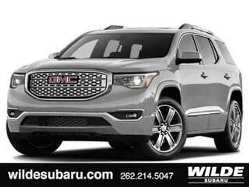 Used 2017 GMC Acadia Denali w/ Technology Package AWD/4WD image 1