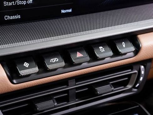 Used 2023 Porsche 911 Carrera image 20