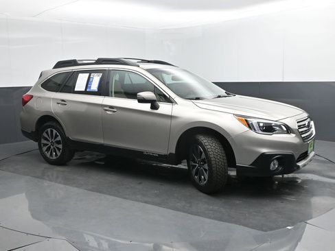 Used 2016 Subaru Outback 2.5i Limited image 7