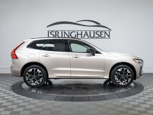 New 2026 Volvo XC60 B5 Plus w/ Climate Package image 8