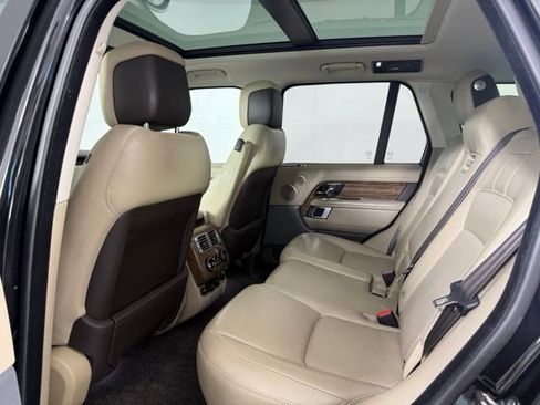 Used 2019 Land Rover Range Rover HSE AWD/4WD image 25