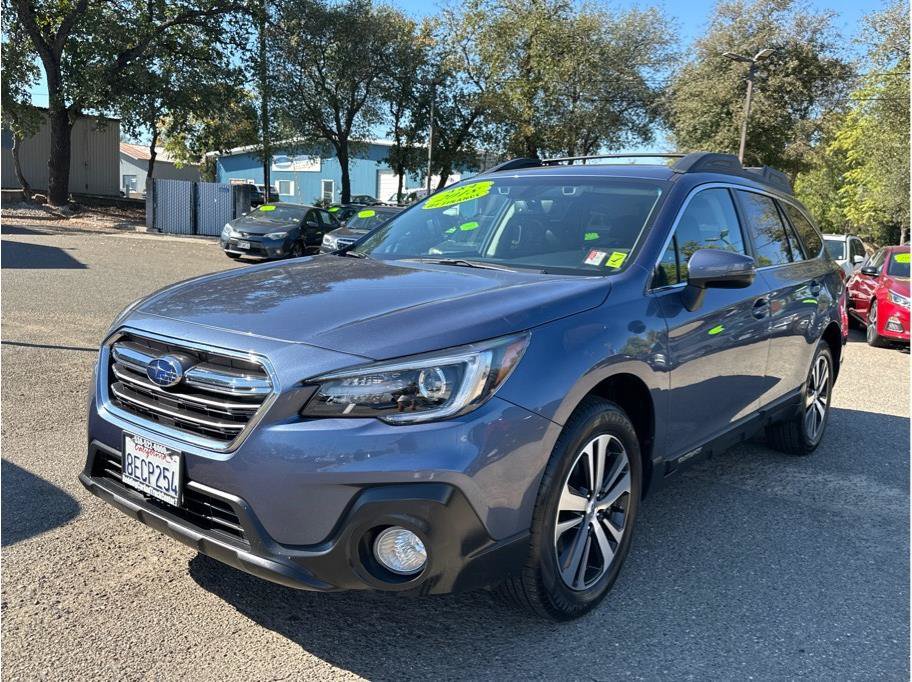 Used 2018 Subaru Outback 2.5i Limited AWD/4WD image 3
