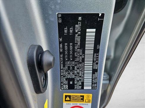 Used 2018 Toyota Highlander LE FWD image 25