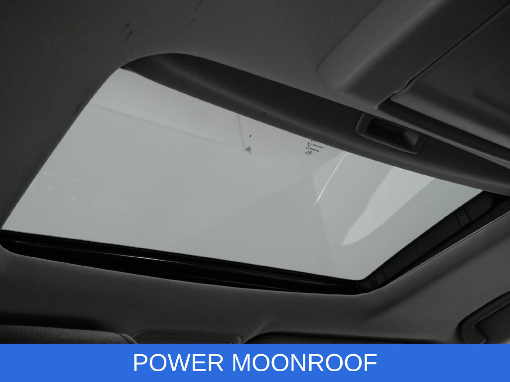 Used 2024 Honda Odyssey Elite image 4