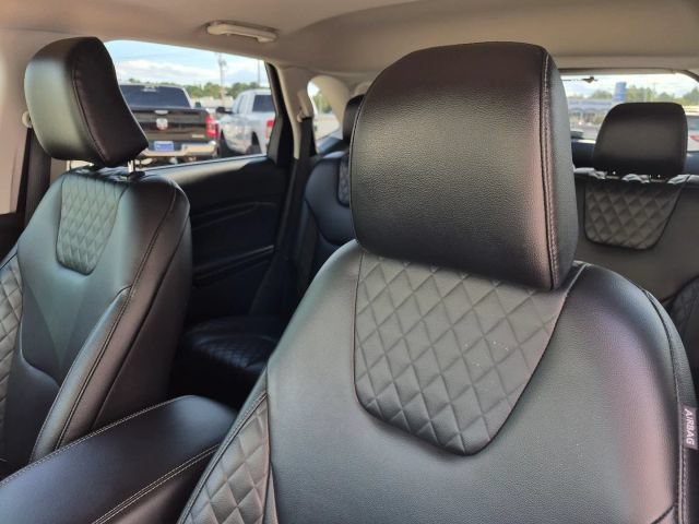 Used 2023 Ford Edge Titanium AWD/4WD image 9