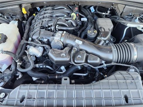 New 2025 Jeep Grand Cherokee Laredo w/ MOPAR Finishing Package image 21