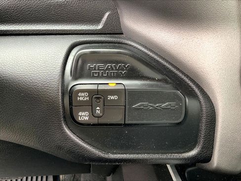 Used 2021 RAM 2500 Big Horn w/ Level 1 Equipment Group image 31