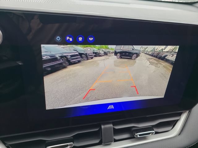 New 2027 Chevrolet Equinox LT FWD image 30