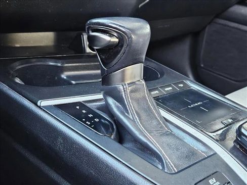 Used 2020 Lexus UX 250h w/ Accessory Package 2 AWD/4WD image 12