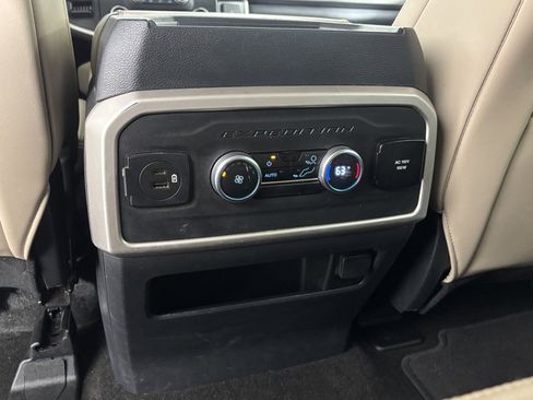 Used 2023 Ford Expedition Max XLT image 45