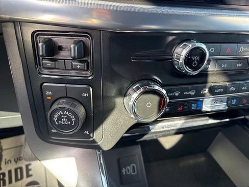 New 2025 Ford F150 Lariat w/ Equipment Group 501A Mid image 23