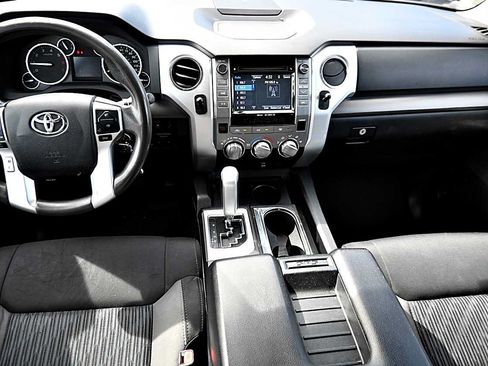 Used 2016 Toyota Tundra SR5 w/ SR5 Upgrade Package RWD image 14