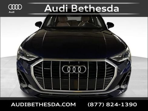 Used 2021 Audi Q3 2.0T Premium Plus image 2