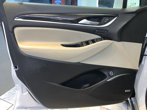 Used 2020 Buick Enclave Premium w/ Sun and Sites Package image 14