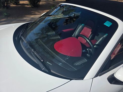 Used 2017 Porsche 718 Boxster RWD image 17