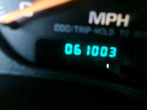 Used 2001 Chevrolet S10 Pickup LS w/ Preferred Equipment Group image 19