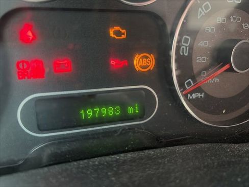 Used 2008 Ford Taurus X SEL FWD image 8