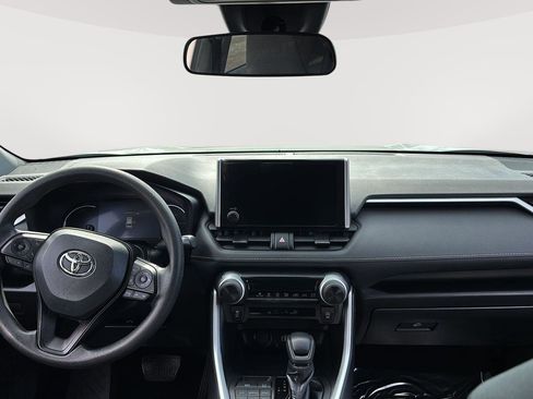 Used 2024 Toyota RAV4 LE image 25