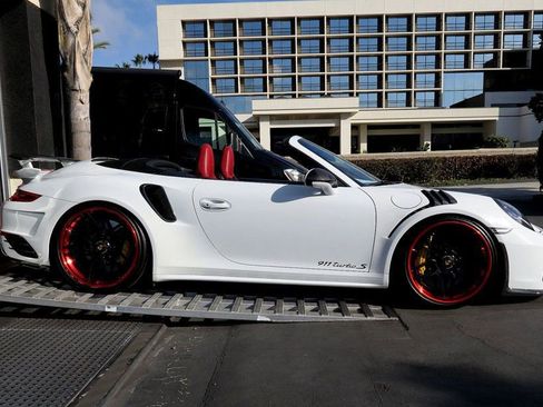 Used 2015 Porsche 911 Turbo S image 6