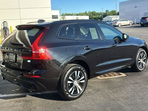 Used 2024 Volvo XC60 T8 Core AWD/4WD image 28