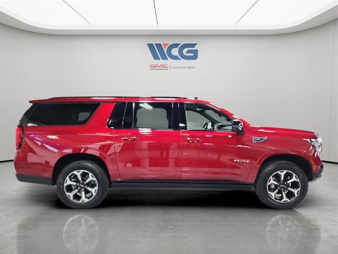 New 2026 GMC Yukon XL AT4 w/ AT4 Premium Package image 3