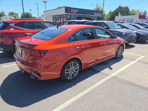Certified 2023 Kia Forte GT-Line w/ GT-Line Premium Package FWD image 9
