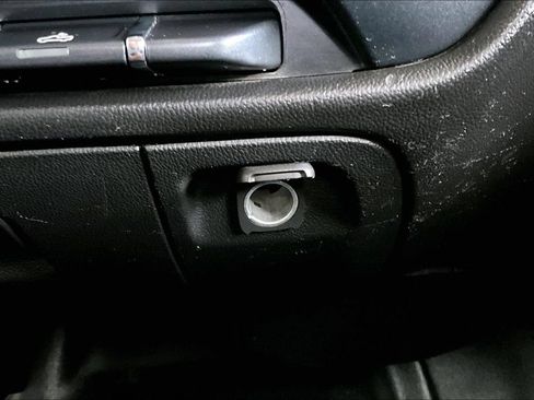 Used 2018 GMC Sierra 1500 2WD Regular Cab image 16