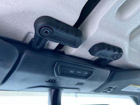 Used 2022 Jeep Gladiator Overland w/ Popular Equipment Package image 18