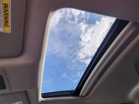 Used 2024 Honda Civic EX image 18