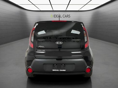 Used 2016 Kia Soul FWD image 6