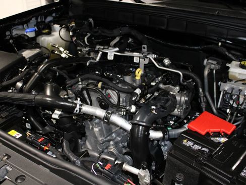 Used 2025 Ford Bronco Big Bend AWD/4WD image 12