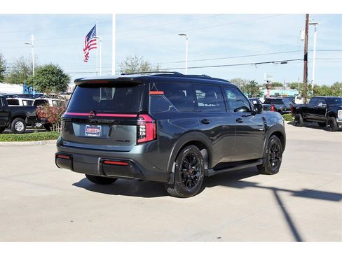 Used 2026 Nissan Armada PRO-4X image 5