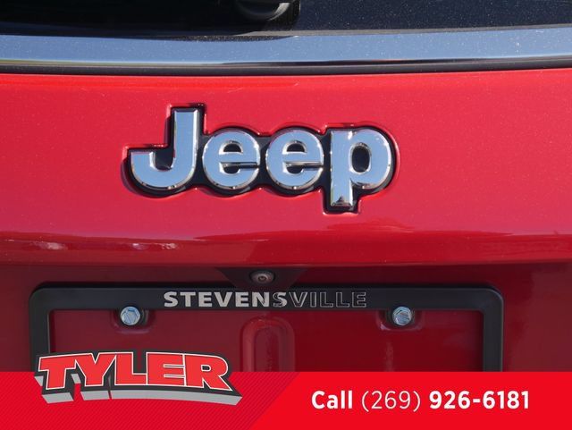 Used 2024 Jeep Compass Latitude AWD/4WD image 15