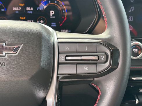 Certified 2024 Chevrolet Colorado Z71 w/ Z71 Convenience Package 2 image 15