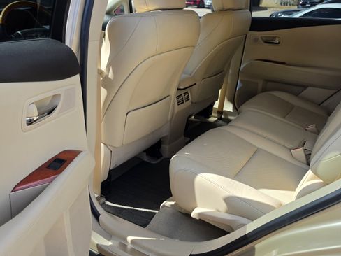 Used 2010 Lexus RX 350 2WD w/ Premium Pkg image 20